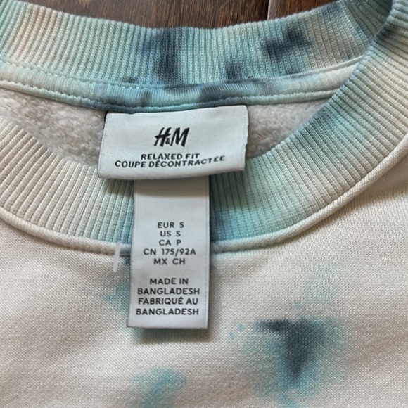 Men’s H & M Sweatshirt - Picture 2 of 3